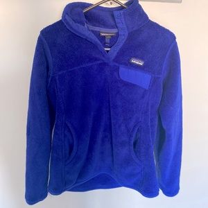 This is a rarely worn size Medium Womens Patagonia jacket